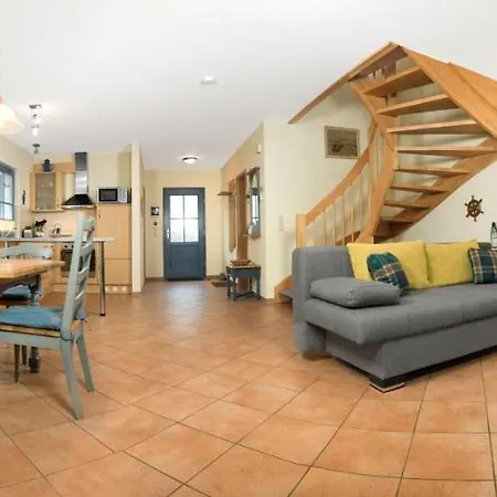 Reetdachhaus Hus Achtern Poel