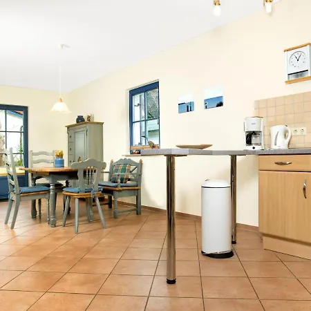Ferienhaus Reetdachhaus Hus Achtern